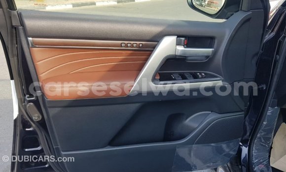 Buy Import Toyota Land Cruiser Black Car in Import - Dubai in East Mahé Buy Import Toyota Land Cruiser Black Car in Import - Dubai in East Mahé