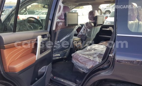 Buy Import Toyota Land Cruiser Black Car in Import - Dubai in East Mahé Buy Import Toyota Land Cruiser Black Car in Import - Dubai in East Mahé