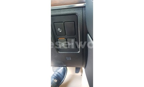 Buy Import Toyota Land Cruiser Black Car in Import - Dubai in East Mahé Buy Import Toyota Land Cruiser Black Car in Import - Dubai in East Mahé