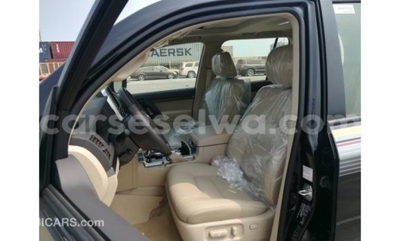 Buy Import Toyota Land Cruiser Black Car in Import - Dubai in East Mahé Buy Import Toyota Land Cruiser Black Car in Import - Dubai in East Mahé