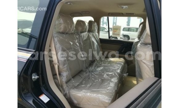 Buy Import Toyota Land Cruiser Black Car in Import - Dubai in East Mahé Buy Import Toyota Land Cruiser Black Car in Import - Dubai in East Mahé