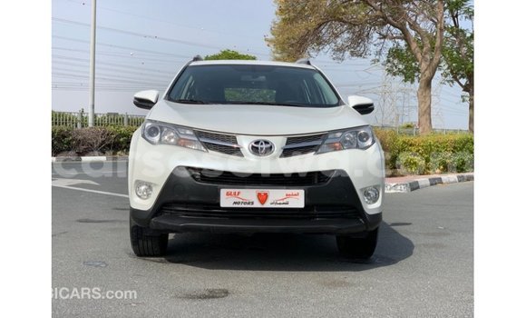 Buy Import Toyota Ade White Truck in Import - Dubai in East Mahé Buy Import Toyota Ade White Truck in Import - Dubai in East Mahé