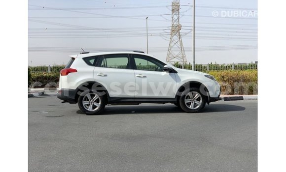 Buy Import Toyota Ade White Truck in Import - Dubai in East Mahé Buy Import Toyota Ade White Truck in Import - Dubai in East Mahé