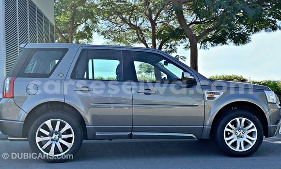 Buy Import Land Rover Defender Other Car in Import - Dubai in East Mahé Buy Import Land Rover Defender Other Car in Import - Dubai in East Mahé