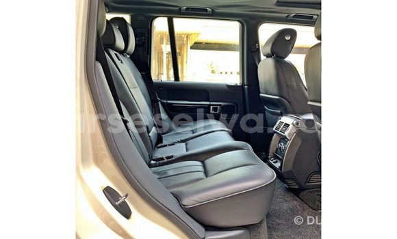 Buy Import Land Rover Range Rover White Car in Import - Dubai in East Mahé Buy Import Land Rover Range Rover White Car in Import - Dubai in East Mahé