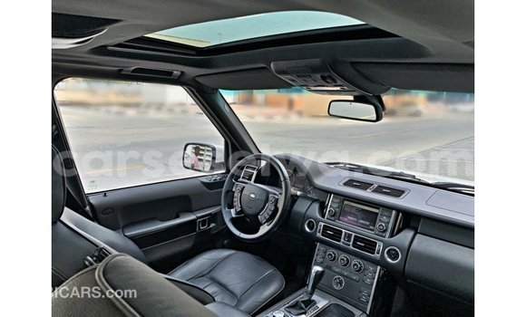Buy Import Land Rover Range Rover White Car in Import - Dubai in East Mahé Buy Import Land Rover Range Rover White Car in Import - Dubai in East Mahé
