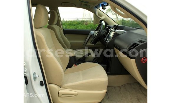 Buy Import Toyota Prado White Car in Import - Dubai in East Mahé Buy Import Toyota Prado White Car in Import - Dubai in East Mahé