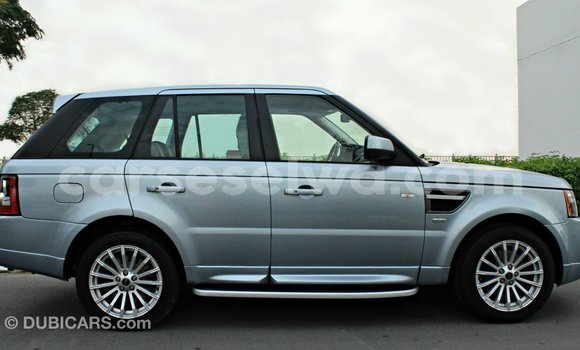 Buy Import Land Rover Range Rover Blue Car in Import - Dubai in East Mahé Buy Import Land Rover Range Rover Blue Car in Import - Dubai in East Mahé
