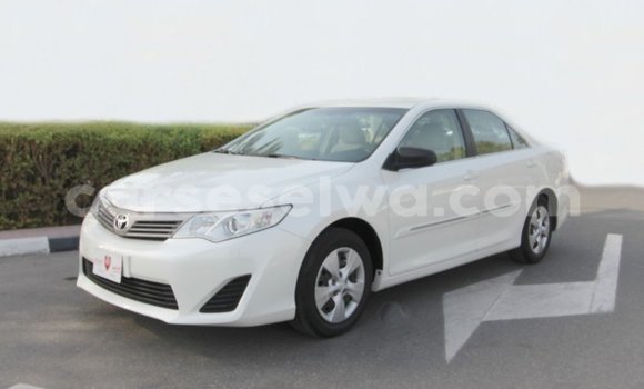 Buy Import Toyota Camry White Car in Import - Dubai in East Mahé Buy Import Toyota Camry White Car in Import - Dubai in East Mahé