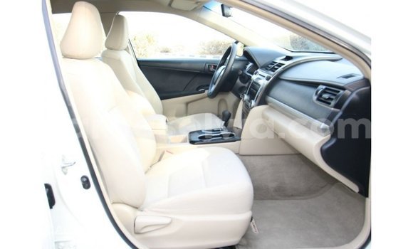 Buy Import Toyota Camry White Car in Import - Dubai in East Mahé Buy Import Toyota Camry White Car in Import - Dubai in East Mahé