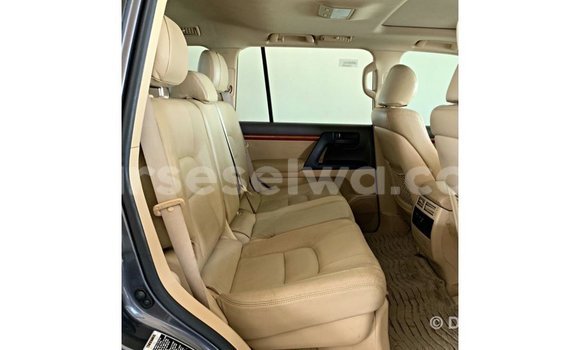Buy Import Toyota Land Cruiser Other Car in Import - Dubai in East Mahé Buy Import Toyota Land Cruiser Other Car in Import - Dubai in East Mahé