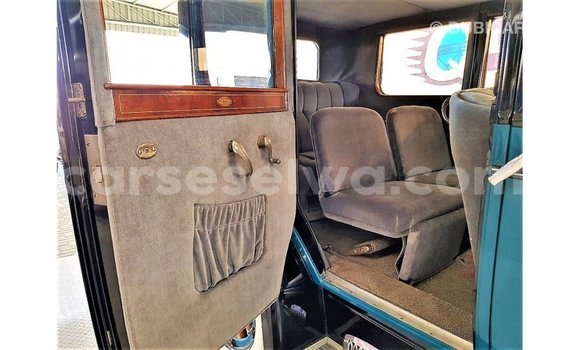 Buy Import Buick Electra Blue Car in Import - Dubai in East Mahé Buy Import Buick Electra Blue Car in Import - Dubai in East Mahé