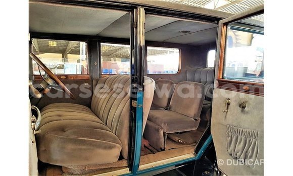 Buy Import Buick Electra Blue Car in Import - Dubai in East Mahé Buy Import Buick Electra Blue Car in Import - Dubai in East Mahé