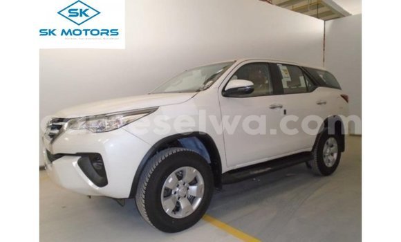 Buy Import Toyota Fortuner White Car in Import - Dubai in East Mahé Buy Import Toyota Fortuner White Car in Import - Dubai in East Mahé