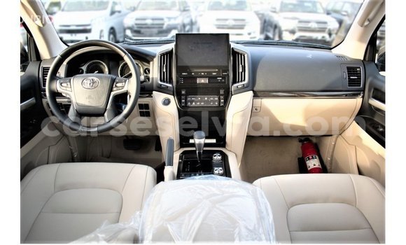 Buy Import Toyota Land Cruiser Black Car in Import - Dubai in East Mahé Buy Import Toyota Land Cruiser Black Car in Import - Dubai in East Mahé