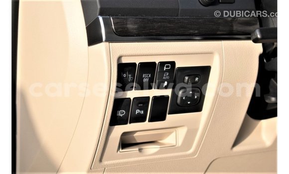 Buy Import Toyota Land Cruiser Black Car in Import - Dubai in East Mahé Buy Import Toyota Land Cruiser Black Car in Import - Dubai in East Mahé