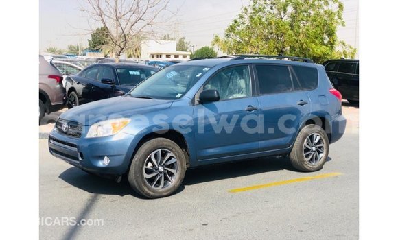Buy Import Toyota Ade Blue Truck in Import - Dubai in East Mahé Buy Import Toyota Ade Blue Truck in Import - Dubai in East Mahé