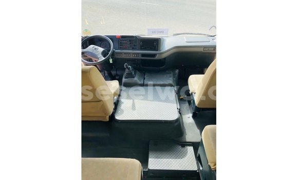 Buy Import Toyota Coaster White Car in Import - Dubai in East Mahé Buy Import Toyota Coaster White Car in Import - Dubai in East Mahé