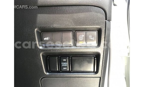 Acheter Import Voiture Infiniti Q Blanc à Import - Dubai, East Mahé Acheter Import Voiture Infiniti Q Blanc à Import - Dubai, East Mahé