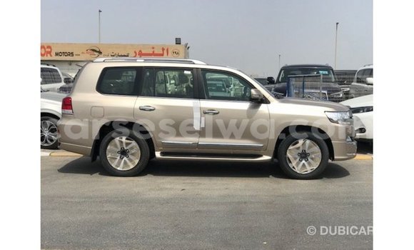 Acheter Import Voiture Toyota Land Cruiser Autre à Import - Dubai, East Mahé Acheter Import Voiture Toyota Land Cruiser Autre à Import - Dubai, East Mahé