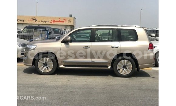 Acheter Import Voiture Toyota Land Cruiser Autre à Import - Dubai, East Mahé Acheter Import Voiture Toyota Land Cruiser Autre à Import - Dubai, East Mahé