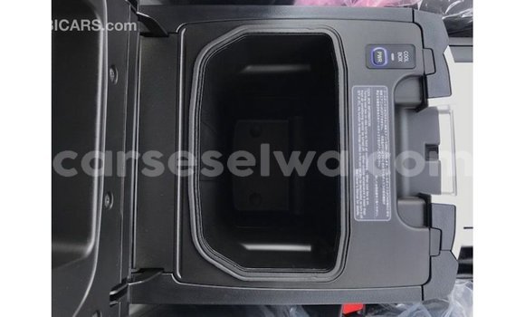 Acheter Import Voiture Toyota Land Cruiser Autre à Import - Dubai, East Mahé Acheter Import Voiture Toyota Land Cruiser Autre à Import - Dubai, East Mahé