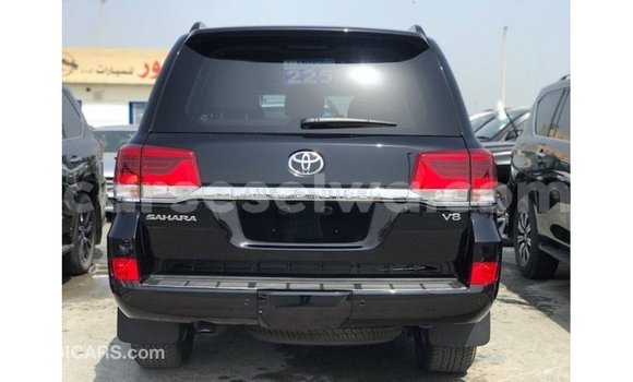 Buy Import Toyota Land Cruiser Black Car in Import - Dubai in East Mahé Buy Import Toyota Land Cruiser Black Car in Import - Dubai in East Mahé