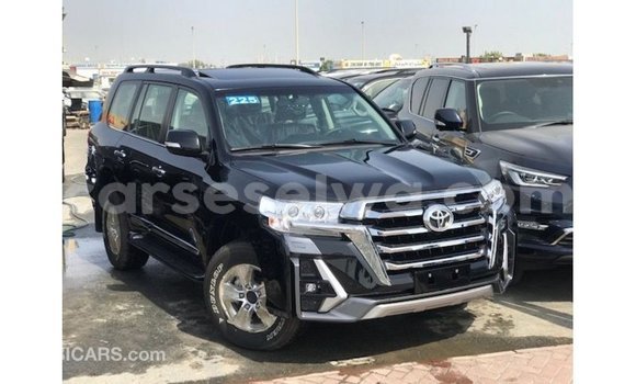 Buy Import Toyota Land Cruiser Black Car in Import - Dubai in East Mahé Buy Import Toyota Land Cruiser Black Car in Import - Dubai in East Mahé