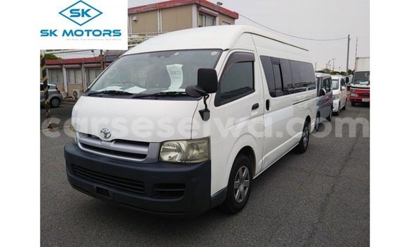 Buy Import Toyota Hiace White Car in Import - Dubai in East Mahé Buy Import Toyota Hiace White Car in Import - Dubai in East Mahé
