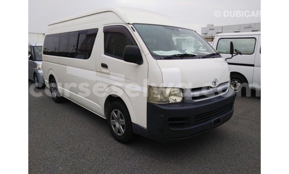 Buy Import Toyota Hiace White Car in Import - Dubai in East Mahé Buy Import Toyota Hiace White Car in Import - Dubai in East Mahé