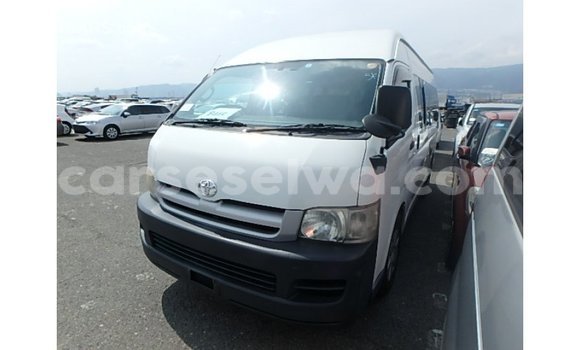 Buy Import Toyota Hiace White Car in Import - Dubai in East Mahé Buy Import Toyota Hiace White Car in Import - Dubai in East Mahé