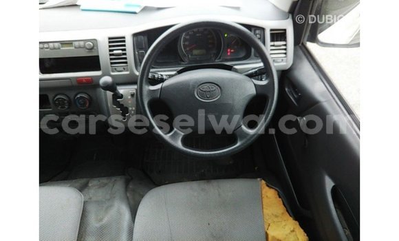 Buy Import Toyota Hiace White Car in Import - Dubai in East Mahé Buy Import Toyota Hiace White Car in Import - Dubai in East Mahé