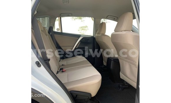 Buy Import Toyota Ade White Truck in Import - Dubai in East Mahé Buy Import Toyota Ade White Truck in Import - Dubai in East Mahé
