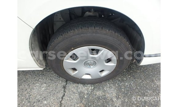 Buy Import Toyota Hiace White Car in Import - Dubai in East Mahé Buy Import Toyota Hiace White Car in Import - Dubai in East Mahé