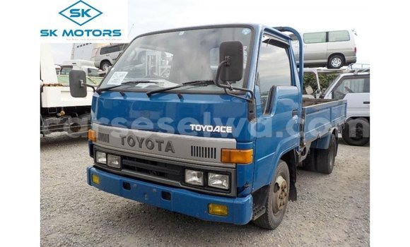 Acheter Import Utilitaire Toyota Dyna Bleu à Import - Dubai, East Mahé
