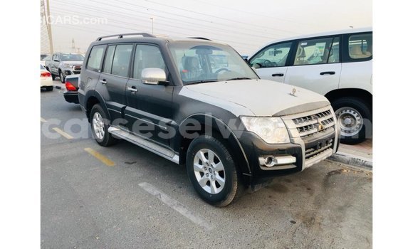 Buy Import Mitsubishi Pajero Black Car in Import - Dubai in East Mahé Buy Import Mitsubishi Pajero Black Car in Import - Dubai in East Mahé