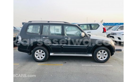 Buy Import Mitsubishi Pajero Black Car in Import - Dubai in East Mahé Buy Import Mitsubishi Pajero Black Car in Import - Dubai in East Mahé