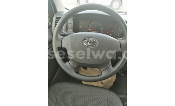 Buy Import Toyota DA White Truck in Import - Dubai in East Mahé Buy Import Toyota DA White Truck in Import - Dubai in East Mahé