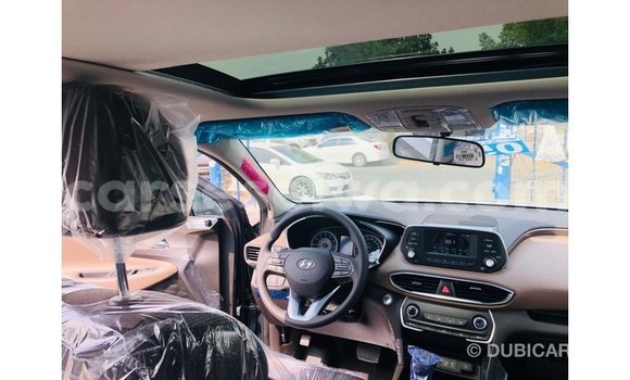 Buy Import Hyundai Santa Fe Green Car in Import - Dubai in East Mahé Buy Import Hyundai Santa Fe Green Car in Import - Dubai in East Mahé