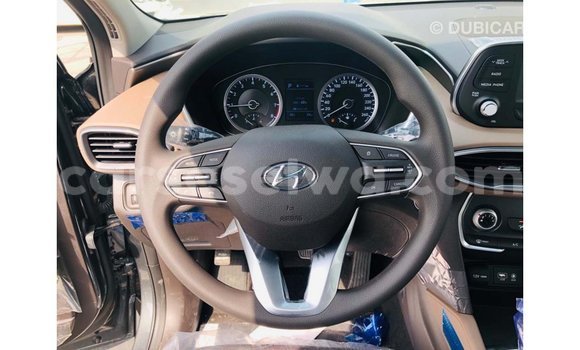 Buy Import Hyundai Santa Fe Green Car in Import - Dubai in East Mahé Buy Import Hyundai Santa Fe Green Car in Import - Dubai in East Mahé