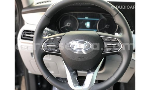 Buy Import Hyundai Accent Other Car in Import - Dubai in East Mahé Buy Import Hyundai Accent Other Car in Import - Dubai in East Mahé