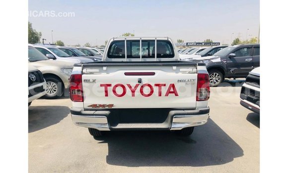 Buy Import Toyota Hilux White Car in Import - Dubai in East Mahé Buy Import Toyota Hilux White Car in Import - Dubai in East Mahé