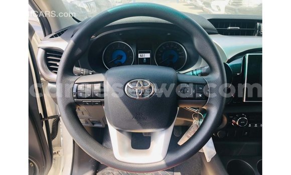 Buy Import Toyota Hilux White Car in Import - Dubai in East Mahé Buy Import Toyota Hilux White Car in Import - Dubai in East Mahé