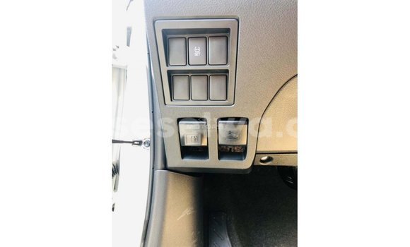 Buy Import Toyota Hilux White Car in Import - Dubai in East Mahé Buy Import Toyota Hilux White Car in Import - Dubai in East Mahé