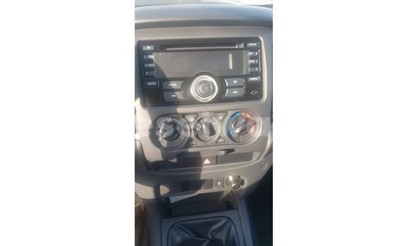 Buy Import Mitsubishi L200 White Car in Import - Dubai in East Mahé Buy Import Mitsubishi L200 White Car in Import - Dubai in East Mahé