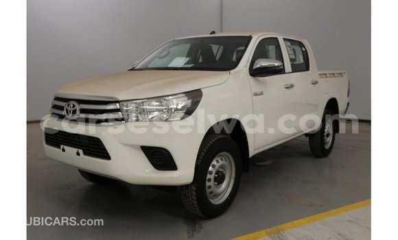 Buy Import Toyota Hilux White Car in Import - Dubai in East Mahé Buy Import Toyota Hilux White Car in Import - Dubai in East Mahé