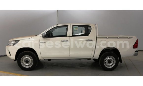 Buy Import Toyota Hilux White Car in Import - Dubai in East Mahé Buy Import Toyota Hilux White Car in Import - Dubai in East Mahé
