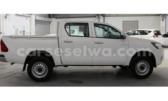 Buy Import Toyota Hilux White Car in Import - Dubai in East Mahé Buy Import Toyota Hilux White Car in Import - Dubai in East Mahé