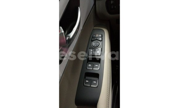 Buy Import Kia Sorento White Car in Import - Dubai in East Mahé Buy Import Kia Sorento White Car in Import - Dubai in East Mahé