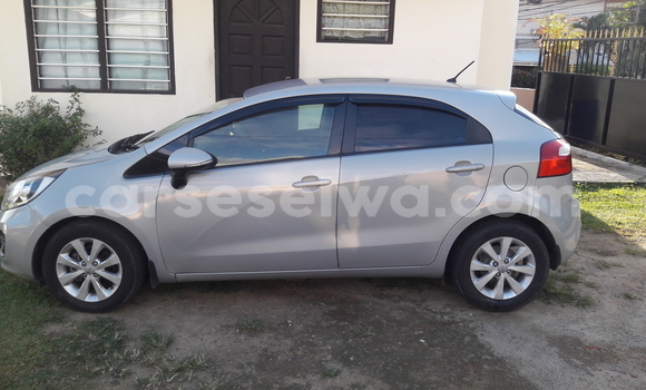Buy Used Kia Rio Beige Car in Bel Ombre in West Mahé
